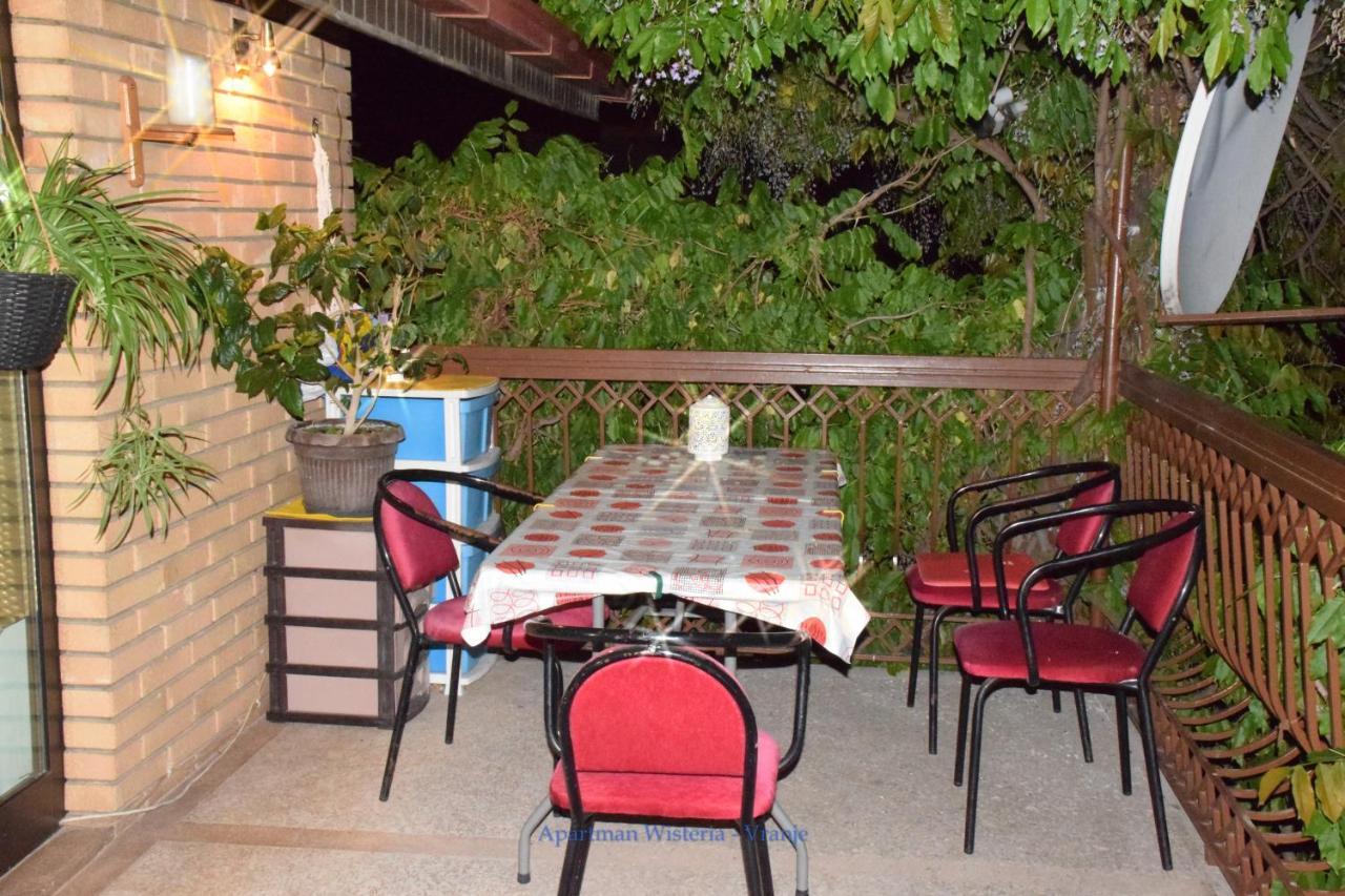 Apartman Wisteria รานเย ภายนอก รูปภาพ
