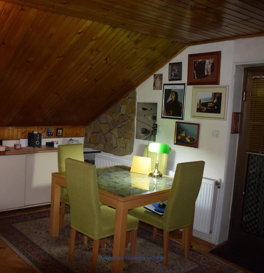 Apartman Wisteria รานเย ภายนอก รูปภาพ